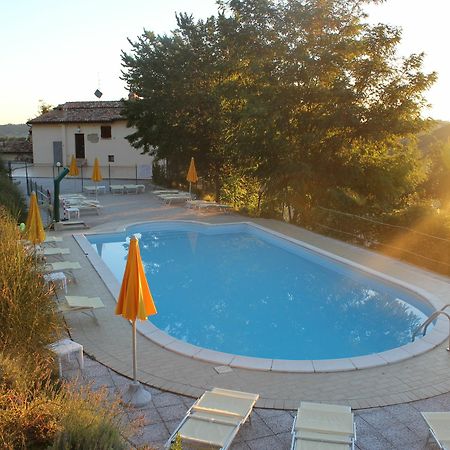 Agriturismo La Valle Del Vento ウルビーノ エクステリア 写真
